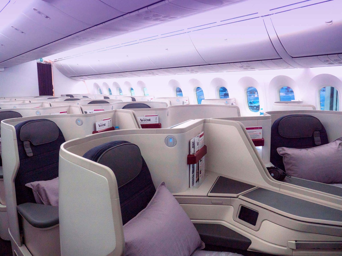 [Expired] How To Upgrade Your Flight Using Amex Membership Rewards Points [2025]